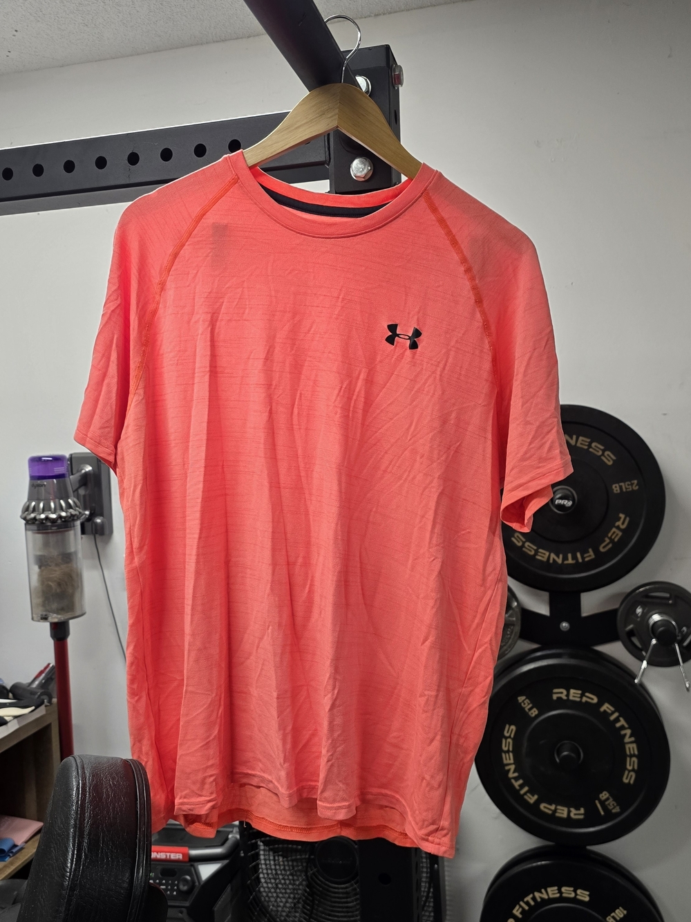 Under Armour Men’s Short Sleeve Training Tee - Coral